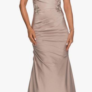 LA FEMME Lace Back Satin Trumpet Evening Gown